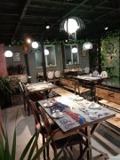 C9788位于昌吉新汇嘉对面婚恋广场内街中餐厅转让