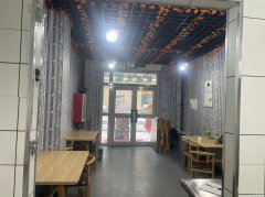 C9796位于昌吉嘉兴小区门口第一家旺铺转让