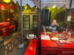 C9822位于五家渠贝鸟语城附近品牌火锅店转让