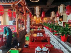 C9825格林威治城美食街475平火锅店转让