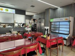 C9837乌鲁木齐公园北街优质店铺转让