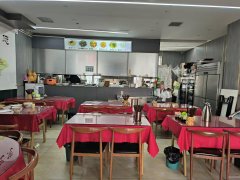 C9837乌鲁木齐公园北街优质店铺转让