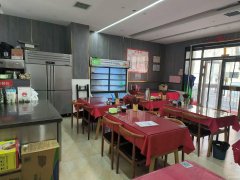 C9837乌鲁木齐公园北街优质店铺转让