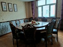 C9840位于阜康市商业街树军美食城内店面转让