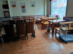C9840位于阜康市商业街树军美食城内店面转让