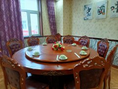 C9840位于阜康市商业街树军美食城内店面转让