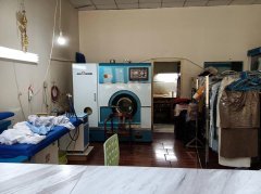 C9864水清木华小区60平干洗店转让