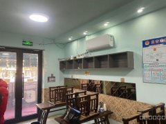 C9865位于昌吉农校门口30平快餐转让