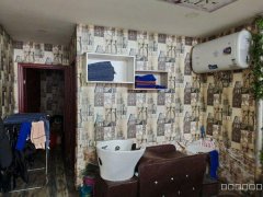 C9870汇展园小区60平美发店转让