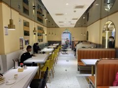 C9879人民电影院商圈楼下好位置快餐店转让