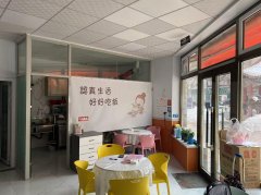C9881嘉鸿园小区门口店铺转让