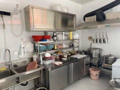 C9881嘉鸿园小区门口店铺转让