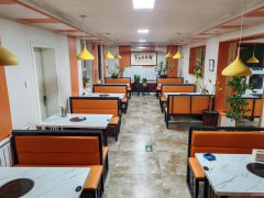 C9898米东区宏福美食街230平餐厅低价转让