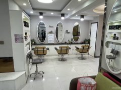 C9913昌吉市建国西路滨湖雅居9年美发老店低价转让