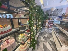 C9917位于呼图壁中亚市场营业中蛋糕店转让