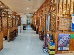 C9920呼图壁亚西亚楼下258平餐厅转让