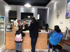 C9926昌吉市延安南路五中五小旁营业中小吃饮品店转