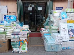 C9933位于昌吉呼图壁中亚商城旺铺转让