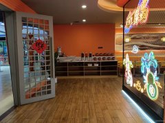 C9944位于昌吉友好五楼品牌加盟店转让