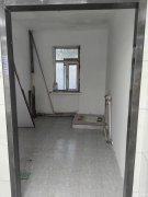 C9945位于昌吉市联汇市场临街门面出租