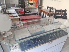 C9946位于健康东路农校后门临街旺铺转让