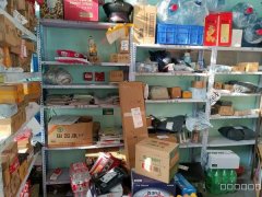 C9950位于昌吉市特变世纪广场东门小区内经营中商超转让