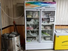 C9951昌吉市中山南路水岸林居独家餐饮旺铺转让