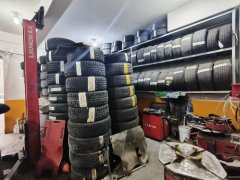 C9977天山区青年路经营中老店汽修保养店转让