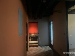 C9981位于昌吉青年南路华东旺铺出租