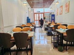 C9988米东区名门华府130平火锅店转让