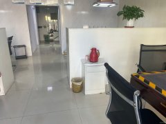 C9996位于昌吉沿河路翡翠苑南苑棋牌室转让