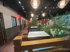 C10003位于昌吉青年南路品牌火锅店转让