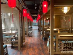 C10003位于昌吉青年南路品牌火锅店转让