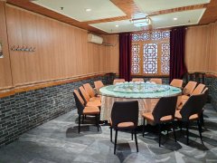 C10012石河子军垦路530平餐厅转让