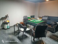 C10034位于昌吉市青年南路经营中台球会所转让