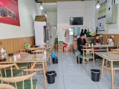 C10037西湖御园56平餐厅低价转让