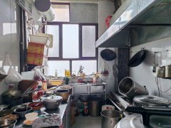 C10037西湖御园56平餐厅低价转让