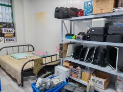 C10046天津路嘉和园外铺70平数码通信店转让