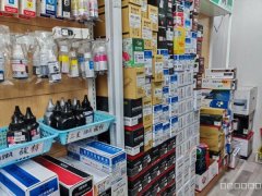 C10046天津路嘉和园外铺70平数码通信店转让