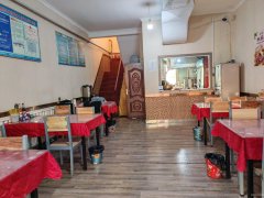 C10054呼图壁县园林路106平餐厅低价转让