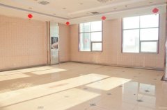 C10057招租 1.位于长宁路酒店负一楼纯商业门面