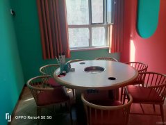 C10090位于昌吉市红旗路环宇世纪城附近临街餐饮旺铺转让