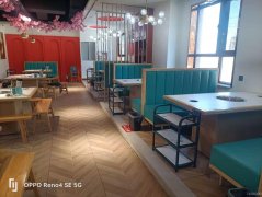 C10090位于昌吉市红旗路环宇世纪城附近临街餐饮旺铺转让