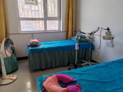 C10084德源世纪城南门45平养生馆转让