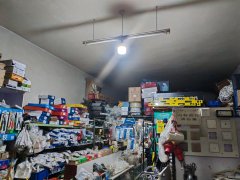 C10133阜康黄金局大门西侧五金店转让