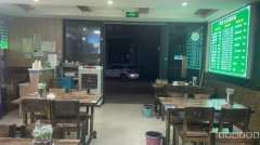 C10135位于乌市赛博特营业中餐厅转让