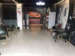 C10142位于锦都花园附近营业中酒吧低价转让