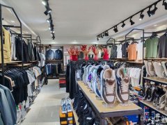 C10149河北东路植物园地铁口清真寺楼下服装店转让