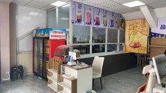 C10210位于吐鲁番市高昌新区学校内饮品店转让