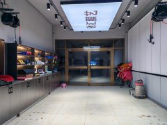 C10219米东区振兴村60平汽车装潢店转让